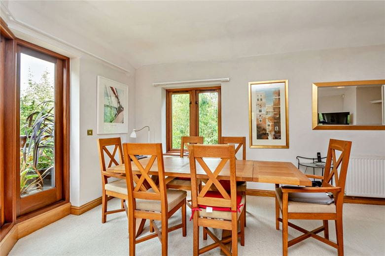 2 bedroom house, The Maltings, West Ilsley RG20 - Sold STC