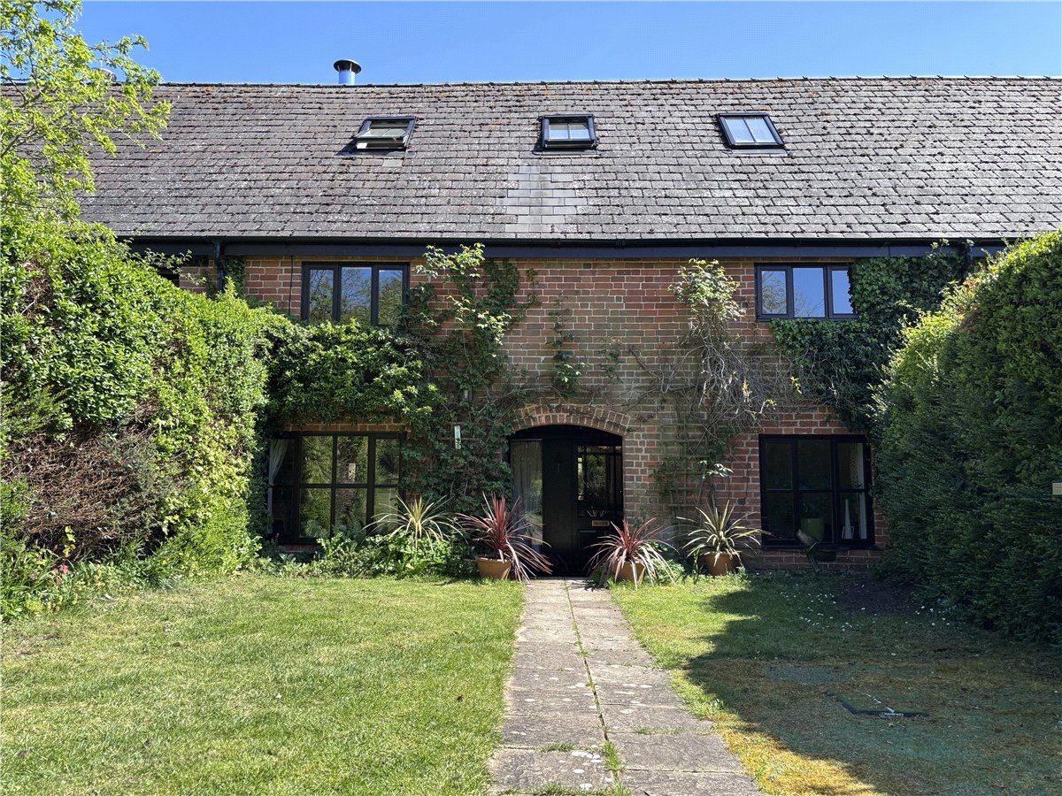 4 bedroom , Snelsmore, Newbury RG14 - Available