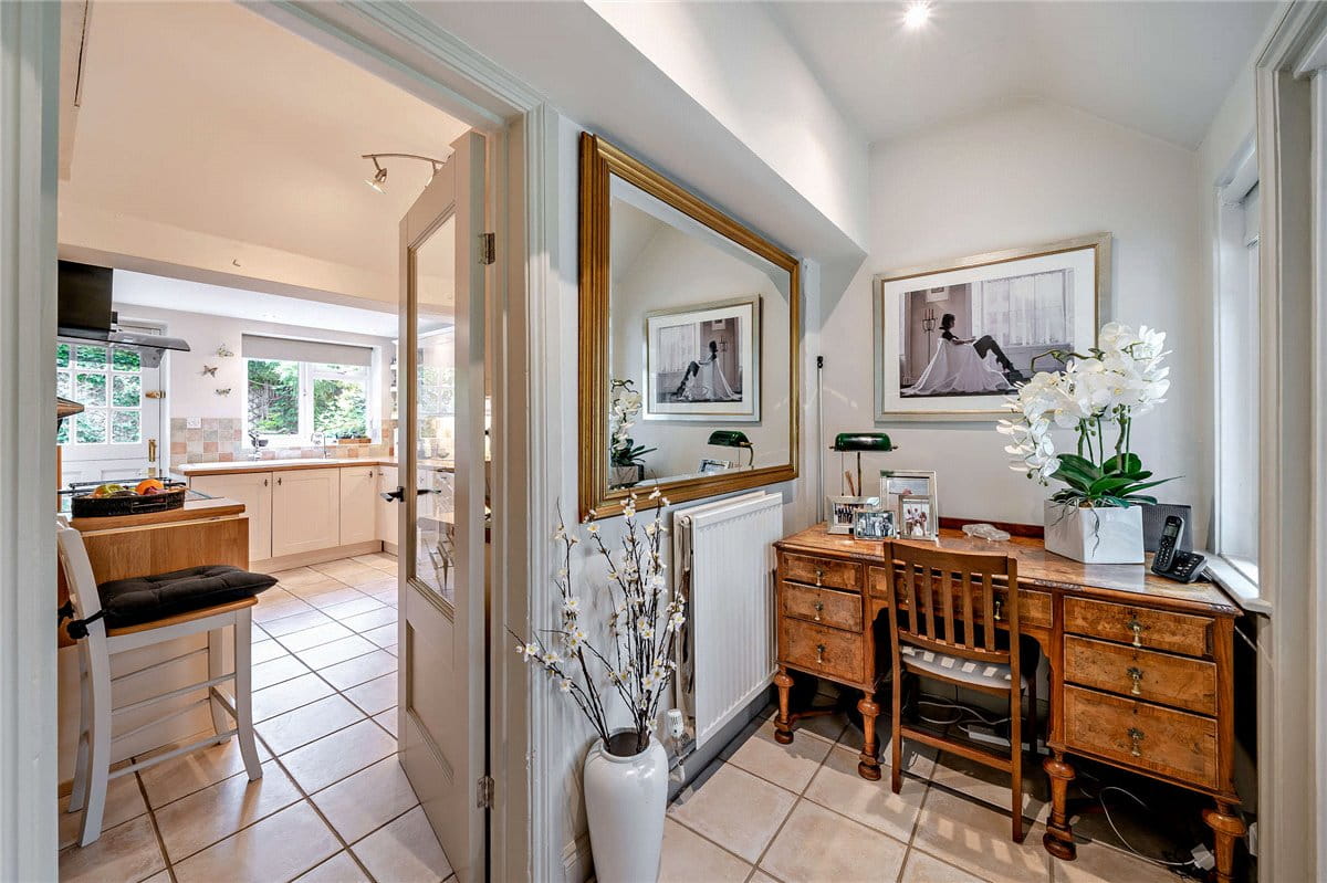 2 bedroom bungalow, Ridgeway Close, Hermitage RG18 - Sold STC