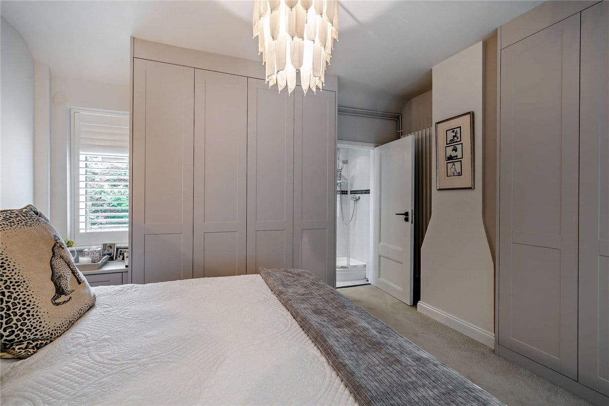 2 bedroom bungalow, Ridgeway Close, Hermitage RG18 - Sold STC