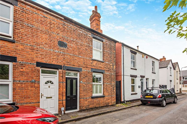 2 bedroom house, Newbury, Berkshire RG14 - Available