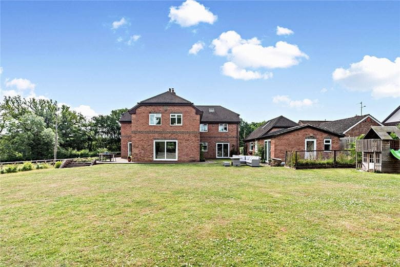 3.2 acres House, Wickham Heath, Newbury RG20 - Sold STC