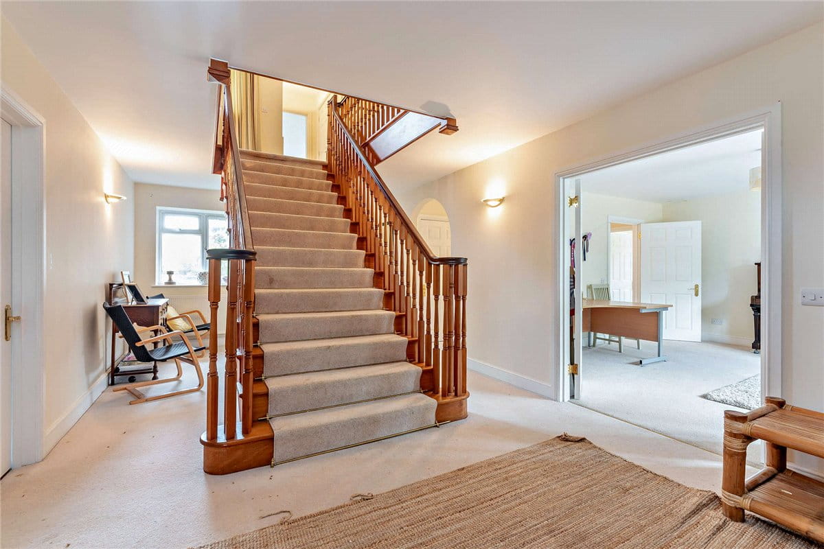 3.2 acres House, Wickham Heath, Newbury RG20 - Sold STC