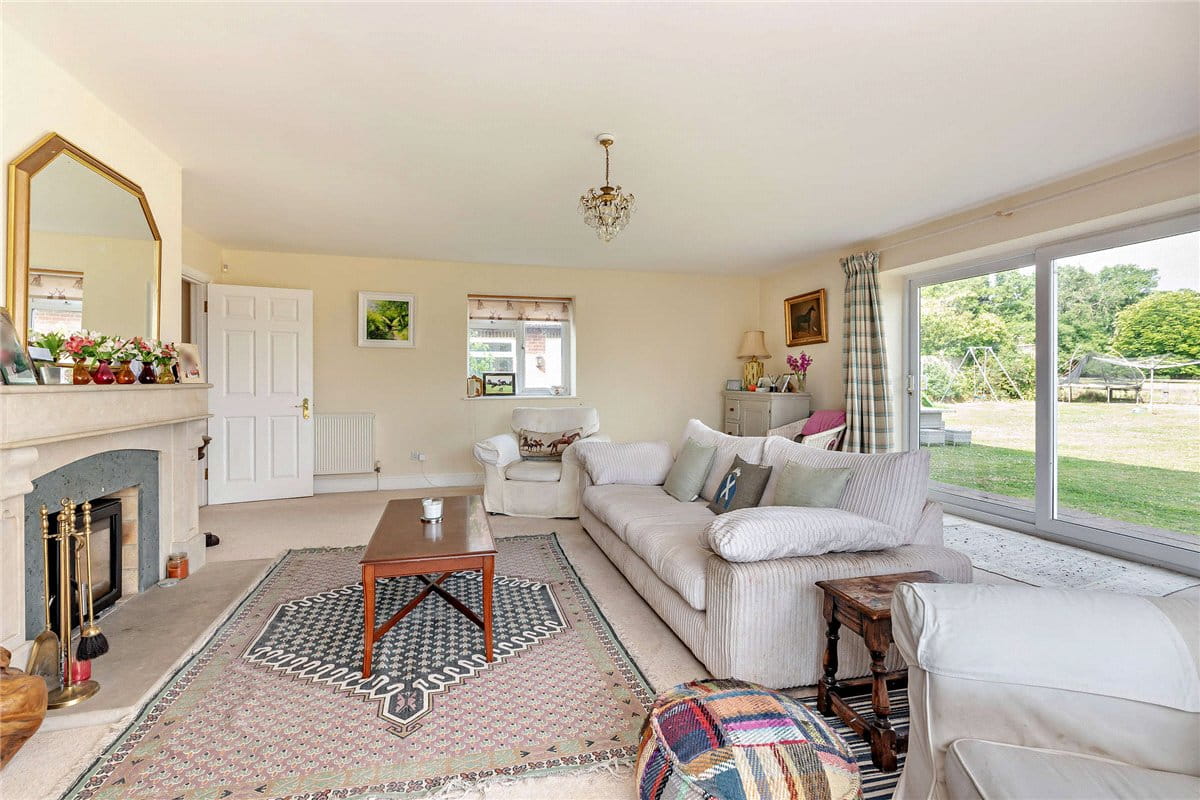 3.2 acres House, Wickham Heath, Newbury RG20 - Sold STC