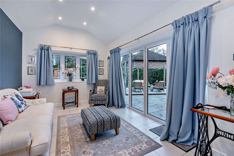 4 bedroom house, Hatch Close, Chapel Row RG7 - Sold STC