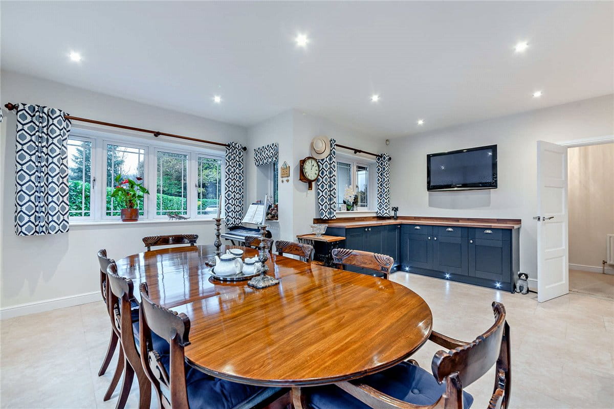 4 bedroom house, Hatch Close, Chapel Row RG7 - Sold STC