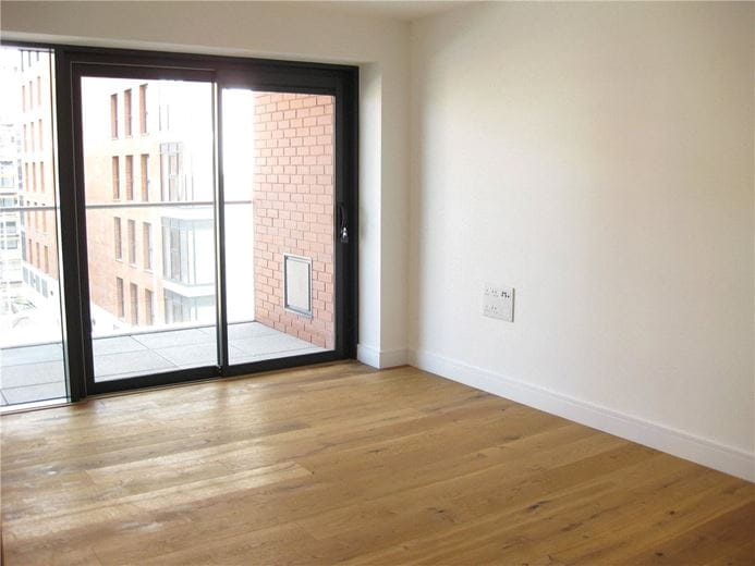 1 bedroom flat, Kingman Way, Newbury RG14 - Available