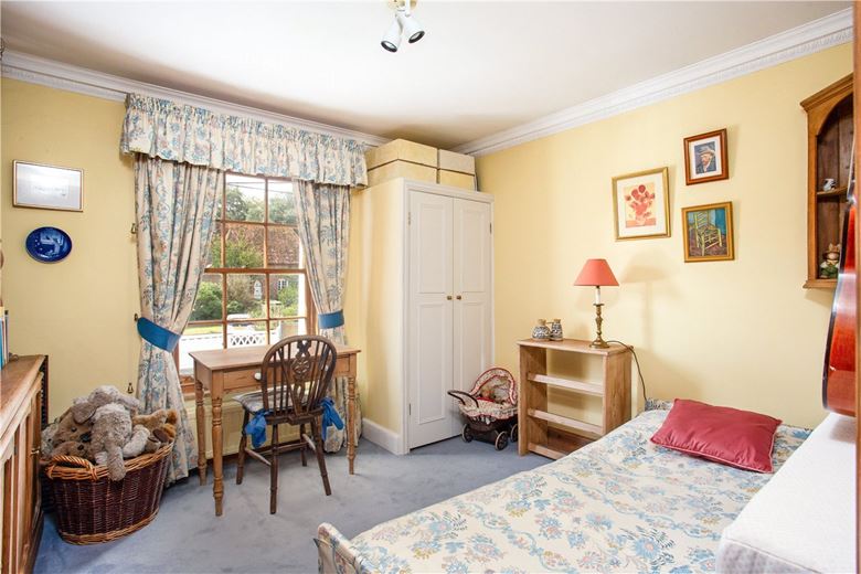 6 bedroom house, Eastbury, Hungerford RG17 - Available