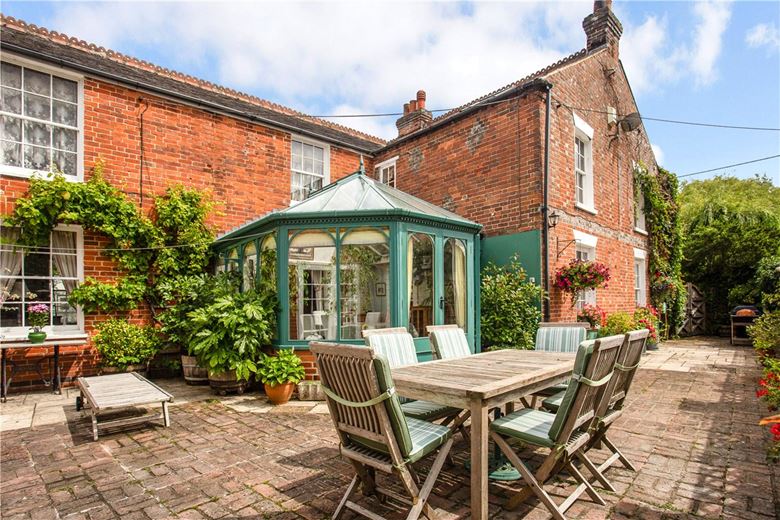 6 bedroom house, Eastbury, Hungerford RG17 - Available