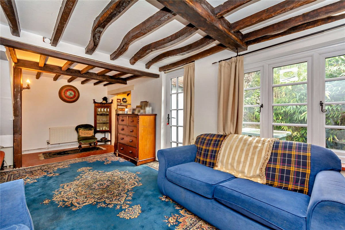 2 bedroom house, Belmont, Woodspeen RG20 - Available