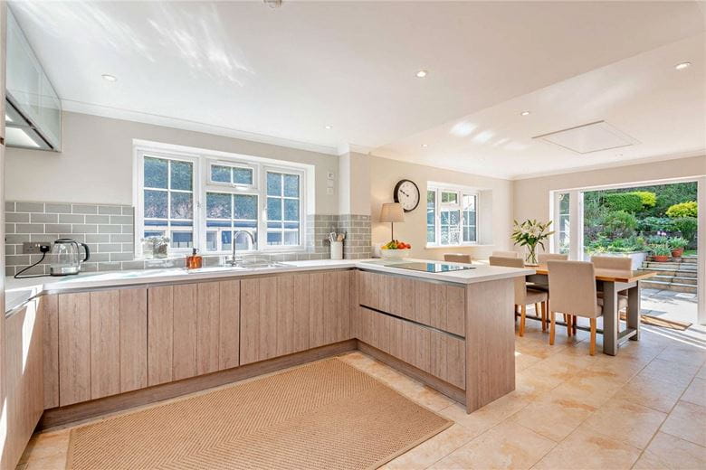3 bedroom house, Ecchinswell, Newbury RG20 - Sold STC