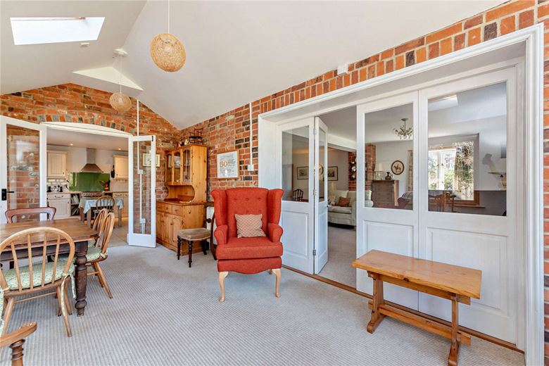 4 bedroom house, Swan Street, Kingsclere RG20 - Sold