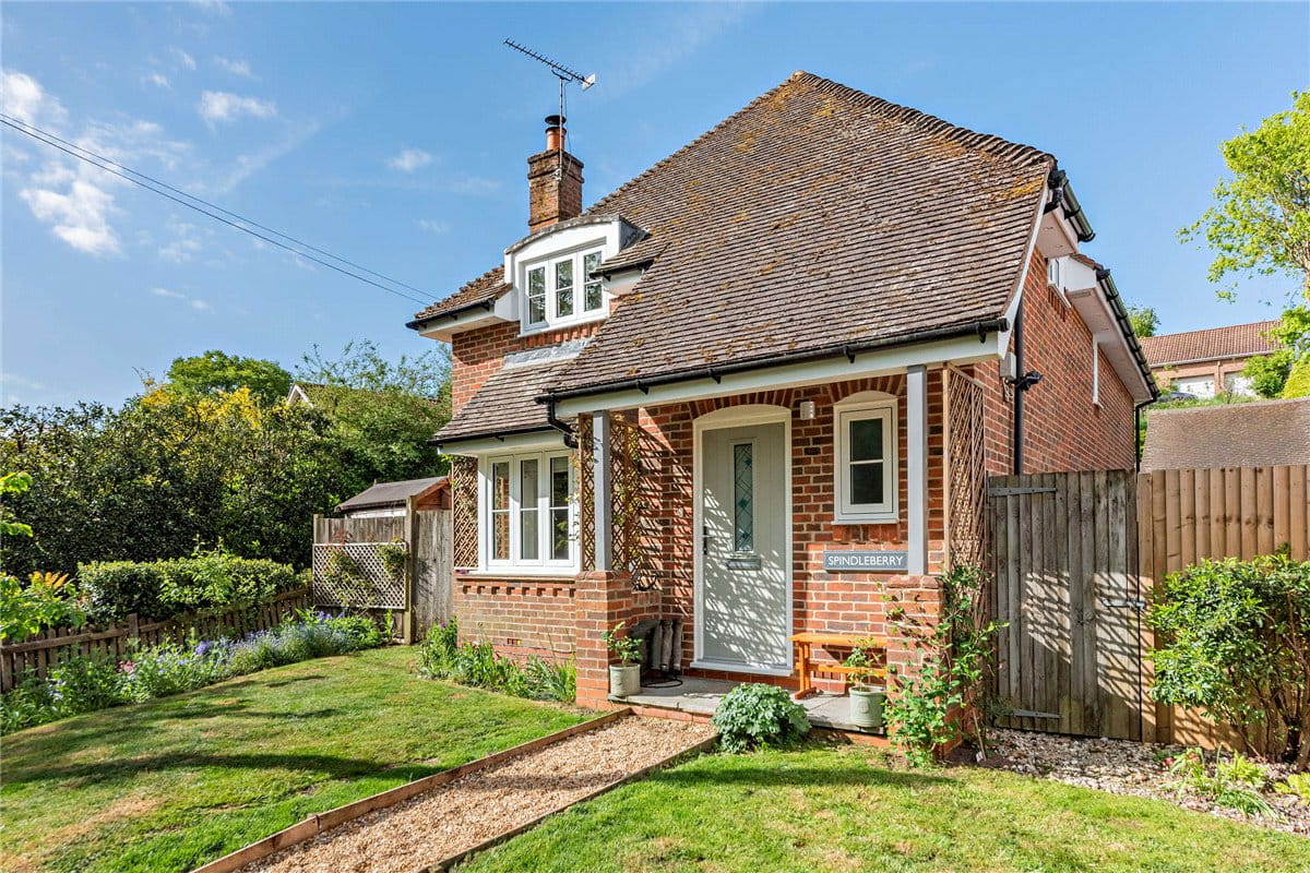 3 bedroom house, Stoke, Andover SP11 - Sold