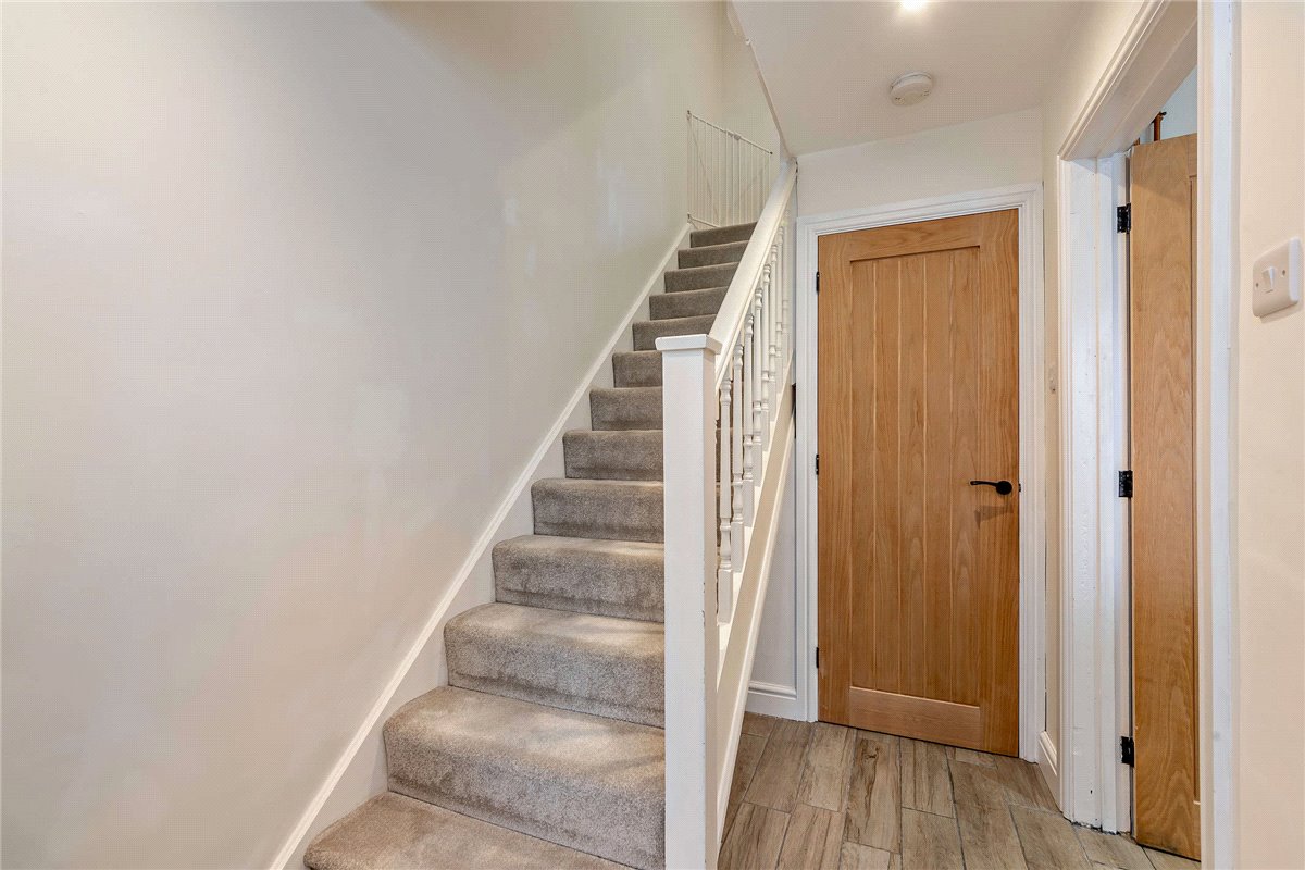 3 bedroom house, Copnor Close, Woolton Hill RG20 - Sold STC