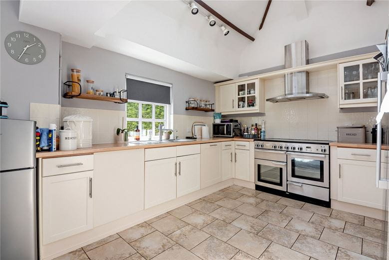 4 bedroom house, Benham Park, Marsh Benham RG20 - Available