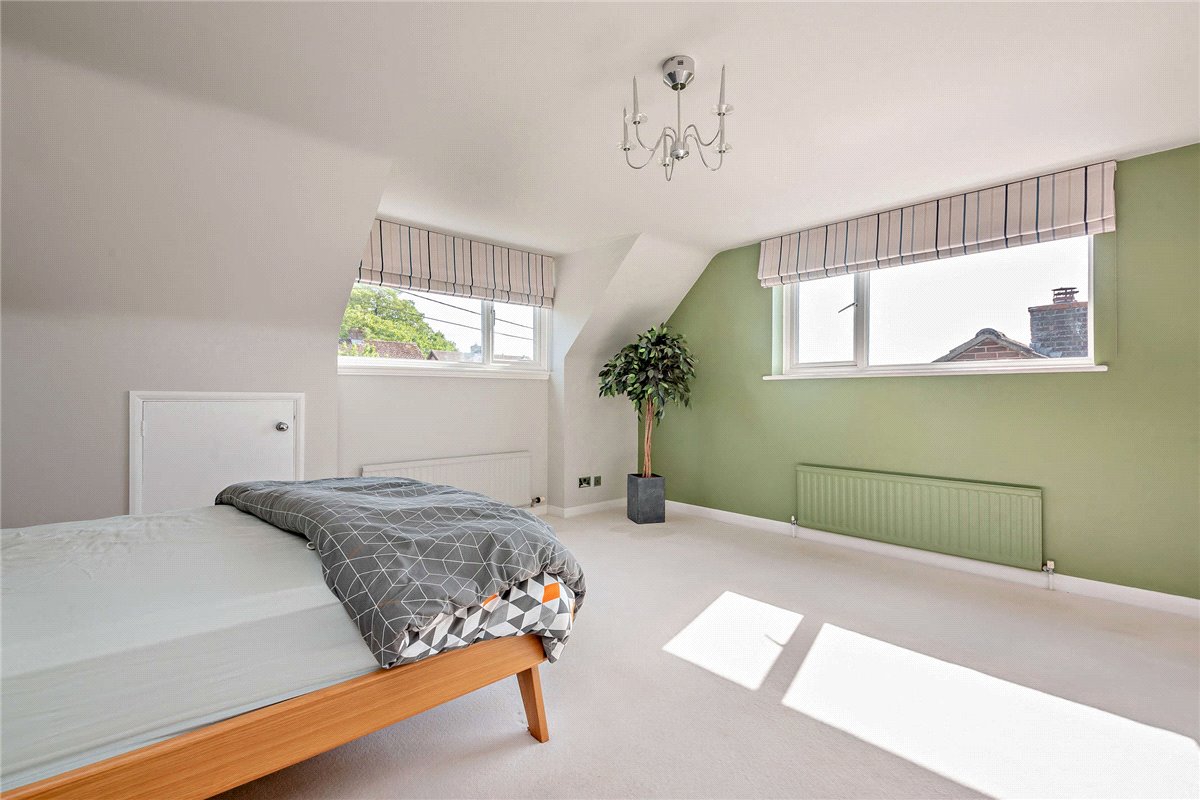 4 bedroom house, Freshfields Lane, Chieveley RG20 - Available