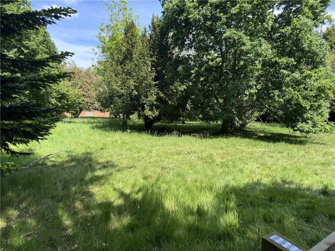  bedroom development plot, Andover Road, Highclere RG20 - Sold STC