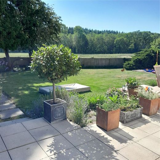 4 bedroom house, Flexford Close, Highclere RG20 - Available