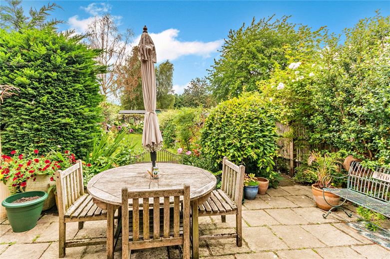 3 bedroom house, Gore End Road, Ball Hill RG20 - Sold