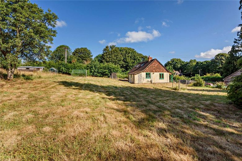 2 bedroom house, Main Street, Chaddleworth RG20 - Available