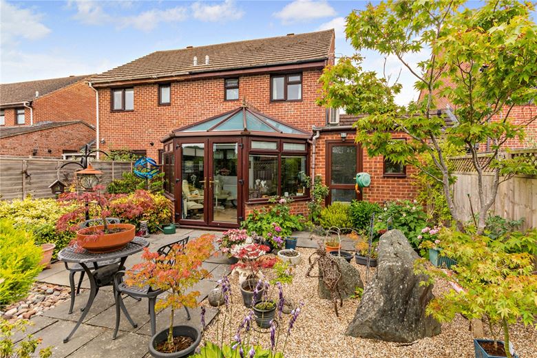 3 bedroom house, Billington Way, Thatcham RG18 - Sold STC