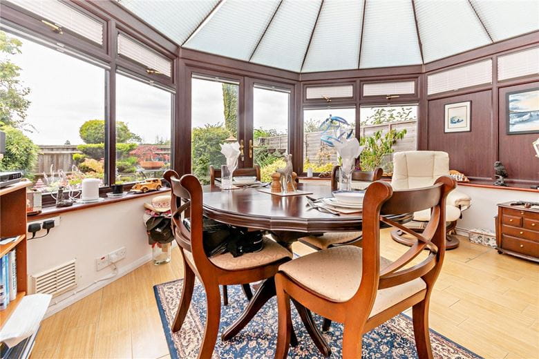 3 bedroom house, Billington Way, Thatcham RG18 - Sold STC