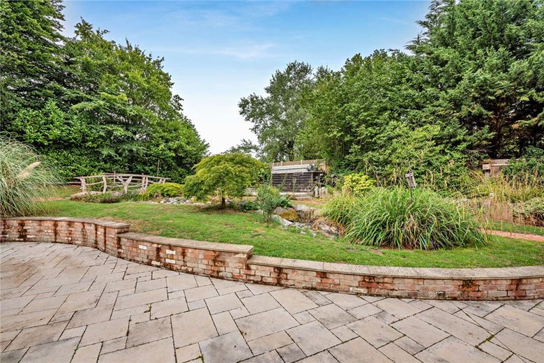 4 bedroom house, Ashford Hill Road, Headley RG19 - Available