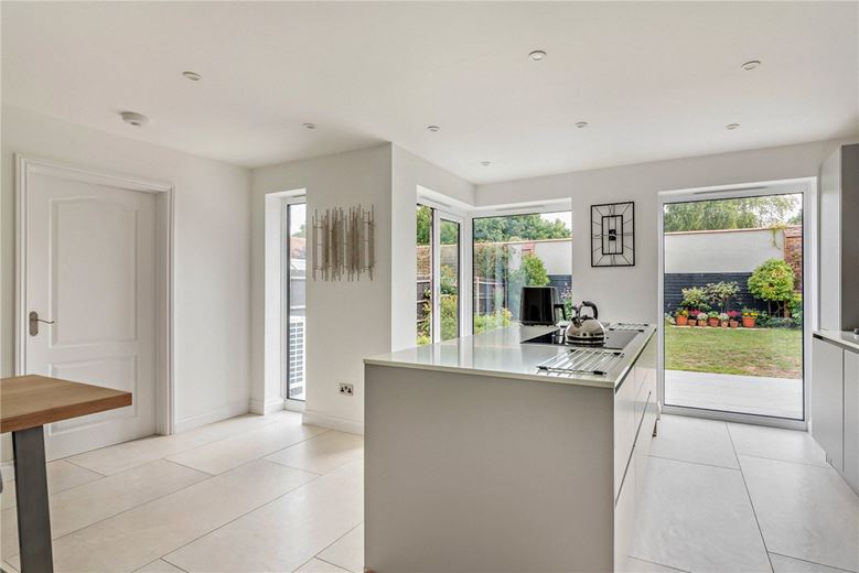 4 bedroom house, The Rookery, Peasemore RG20 - Sold