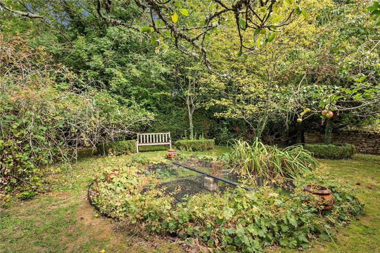 6 bedroom house, Brightwalton, Newbury RG20 - Available