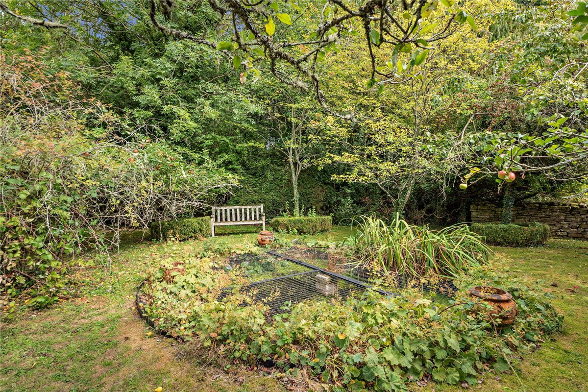 6 bedroom house, Brightwalton, Newbury RG20 - Available