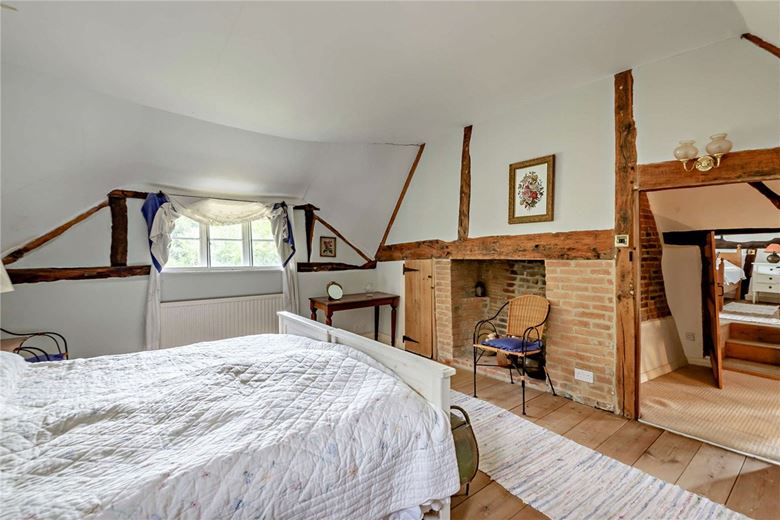 6 bedroom house, Brightwalton, Newbury RG20 - Available