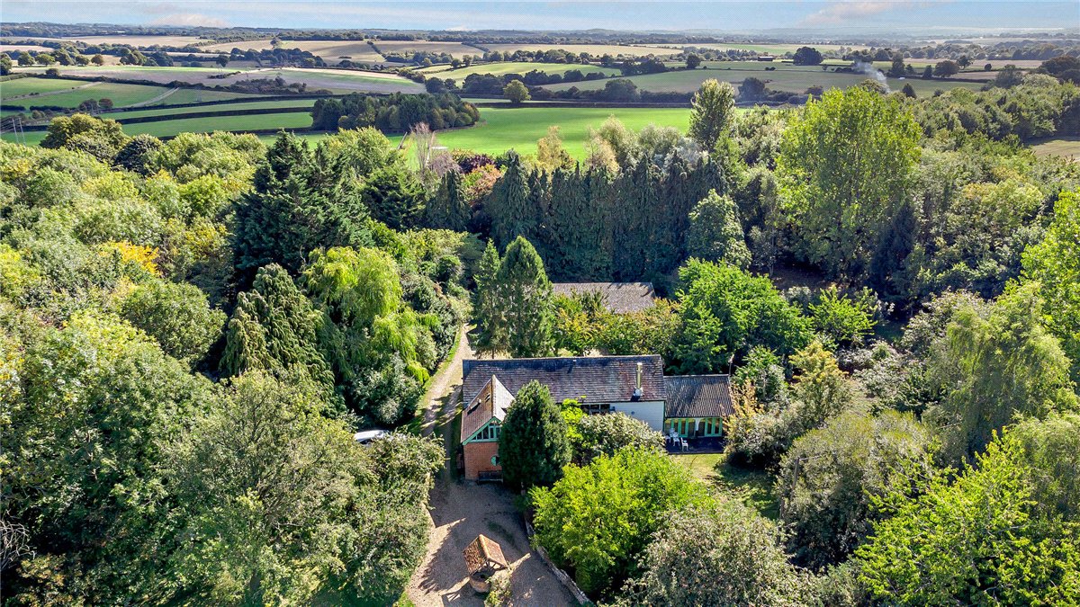 6 bedroom house, Brightwalton, Newbury RG20 - Available