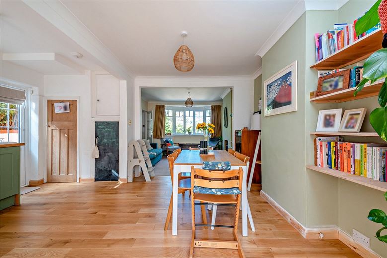 2 bedroom house, Pear Tree Lane, Newbury RG14 - Available