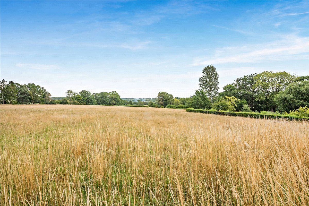 3 bedroom cottage, Rookwood, Stockcross RG20 - Sold