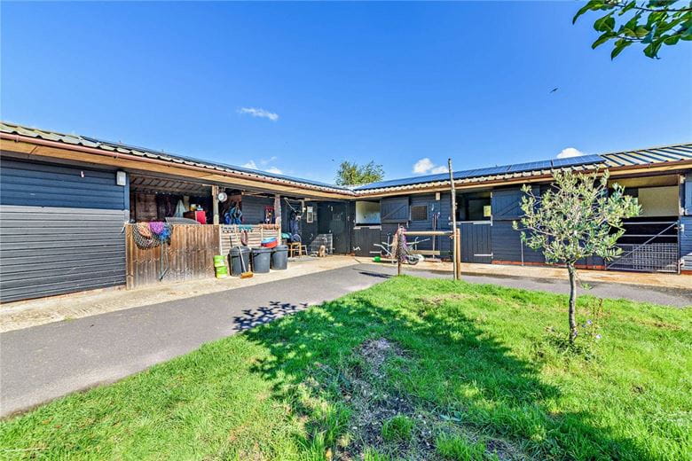 3 bedroom cottage, Hyde End Lane, Brimpton RG7 - Available