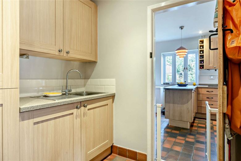 3 bedroom cottage, Hyde End Lane, Brimpton RG7 - Sold STC