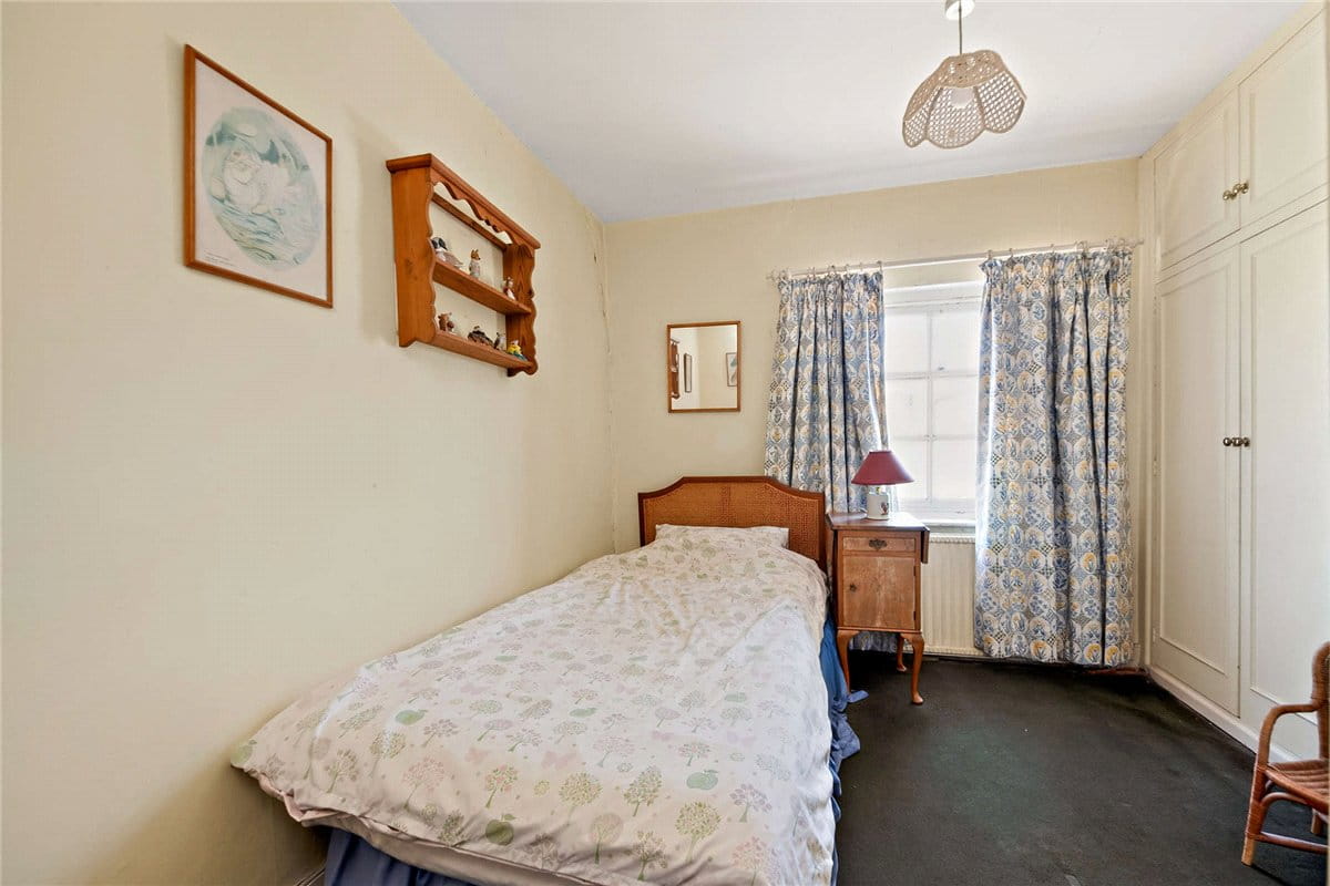 5 bedroom house, Sheepdrove Hill, Lambourn RG17 - Available