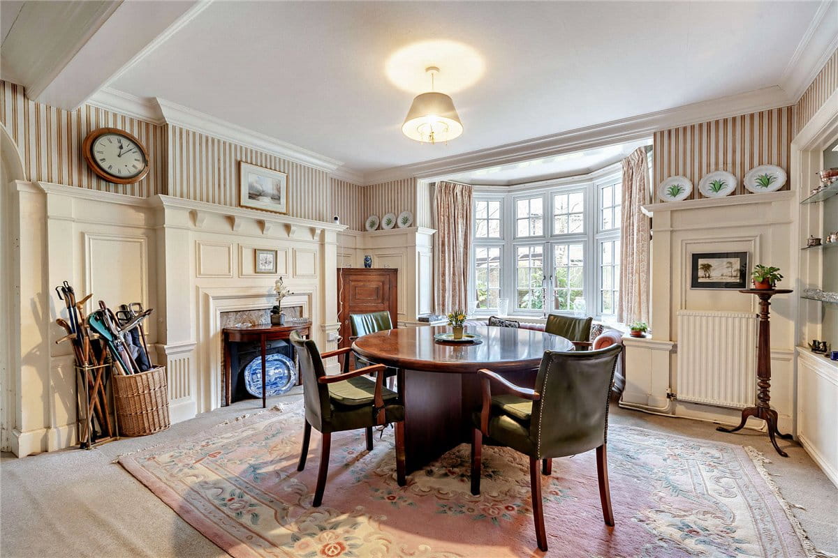 8 bedroom house, Yattendon Road, Hermitage RG18 - Available