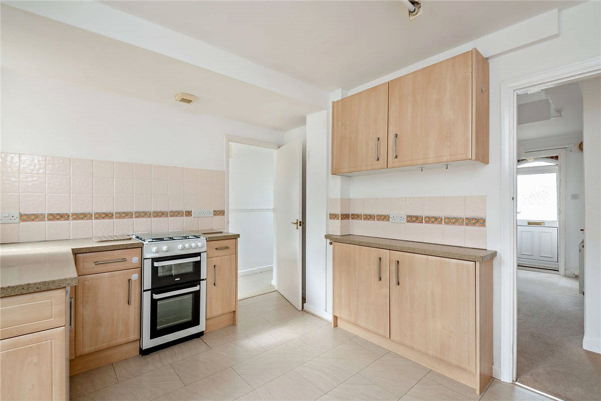 4 bedroom house, Bartlemy Close, Newbury RG14 - Available