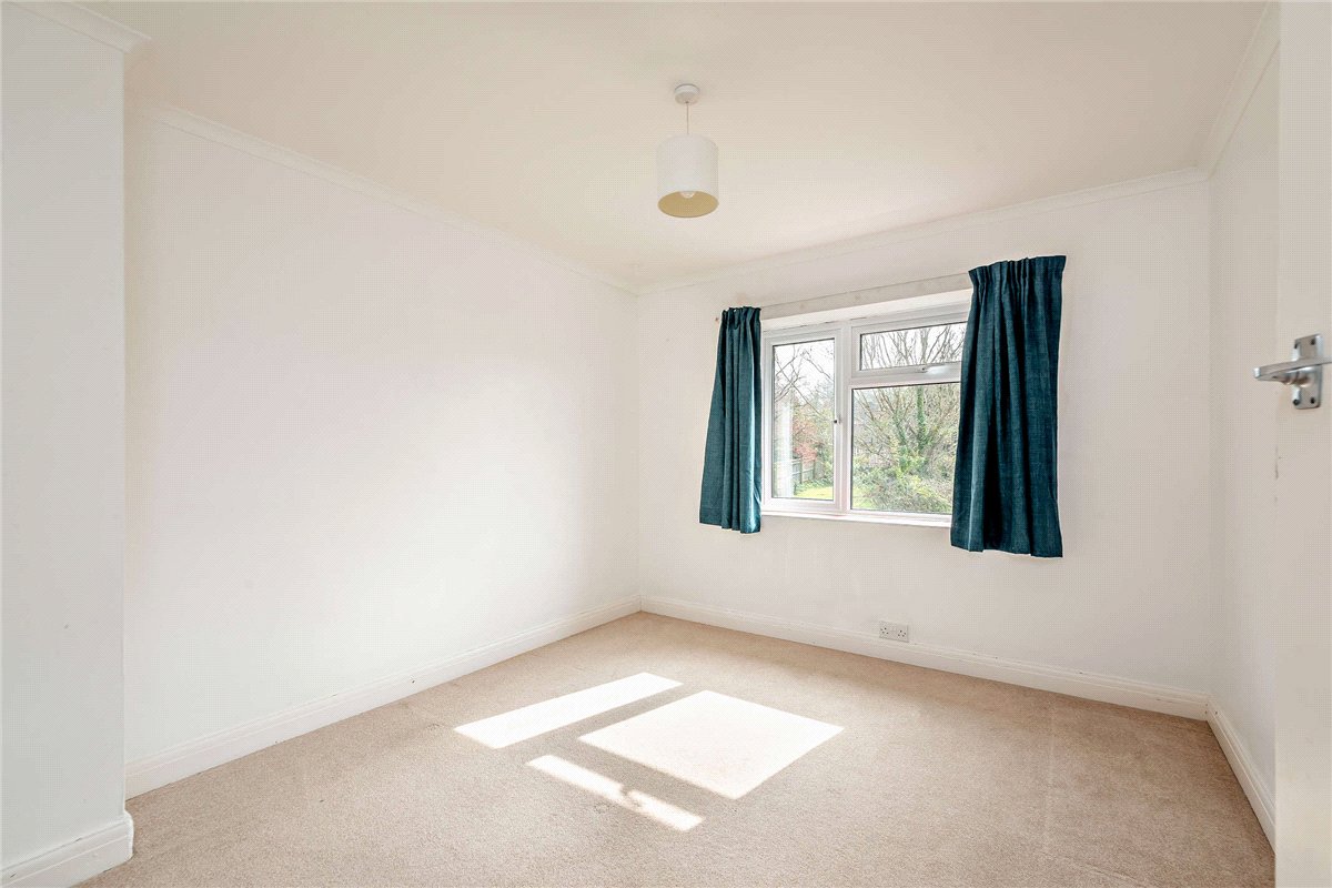 4 bedroom house, Bartlemy Close, Newbury RG14 - Available