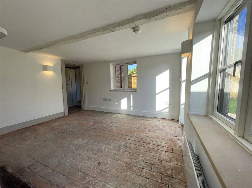 3 bedroom cottage, Enborne Street, Enborne RG14 - Sold STC