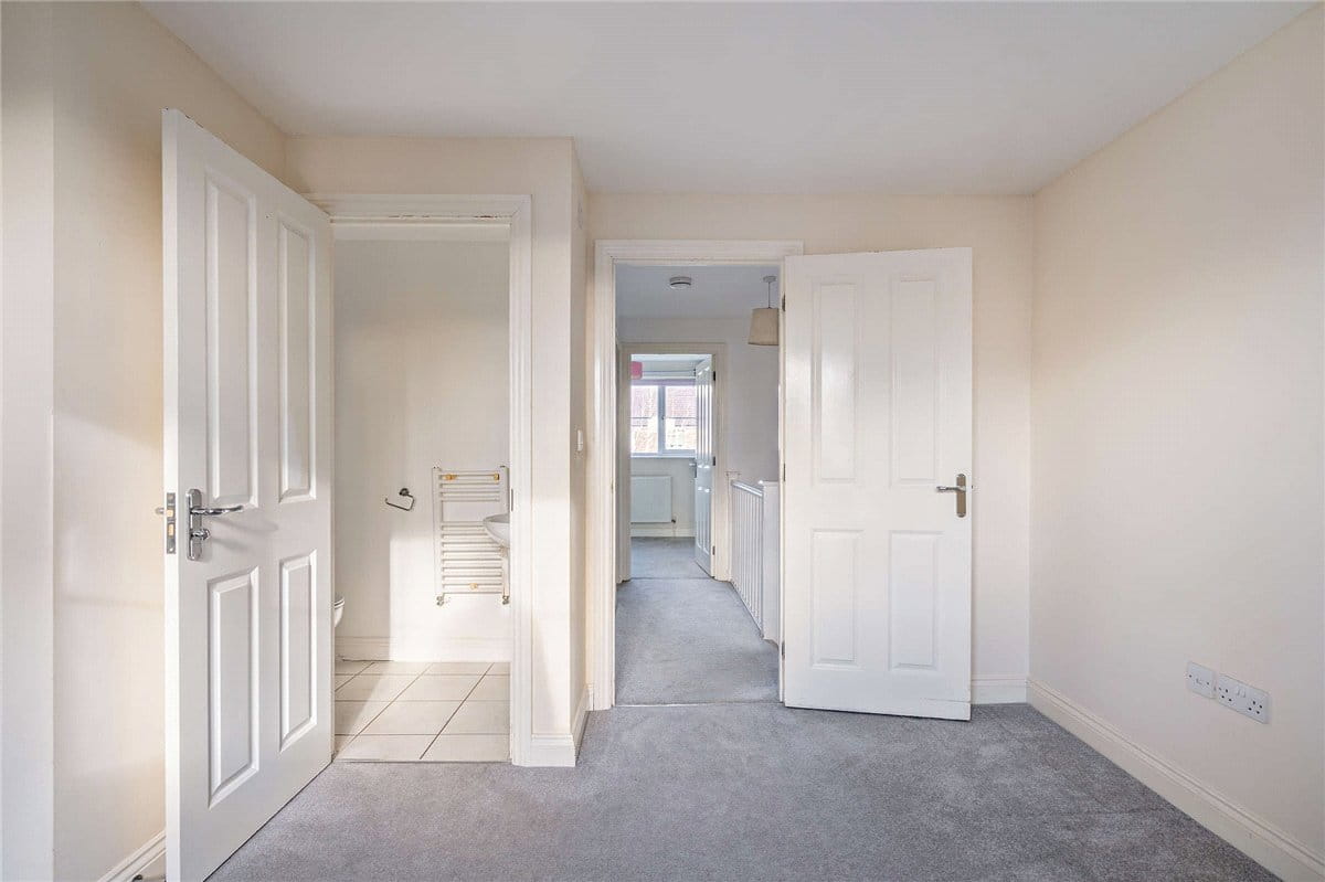 2 bedroom house, Redfinch Mews, Thatcham RG19 - Available