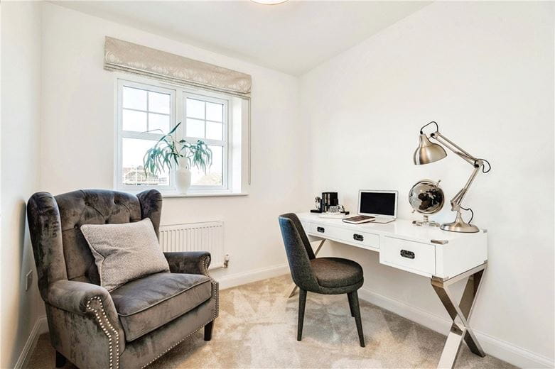 4 bedroom house, Princess Gardens, Bishops Green RG20 - Available