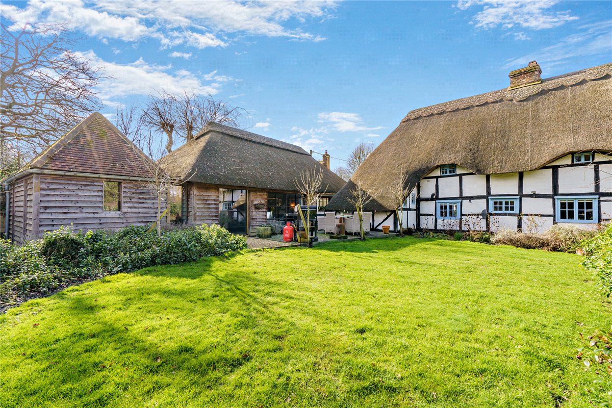 4 bedroom house, Lower Green, Inkpen RG17 - Available