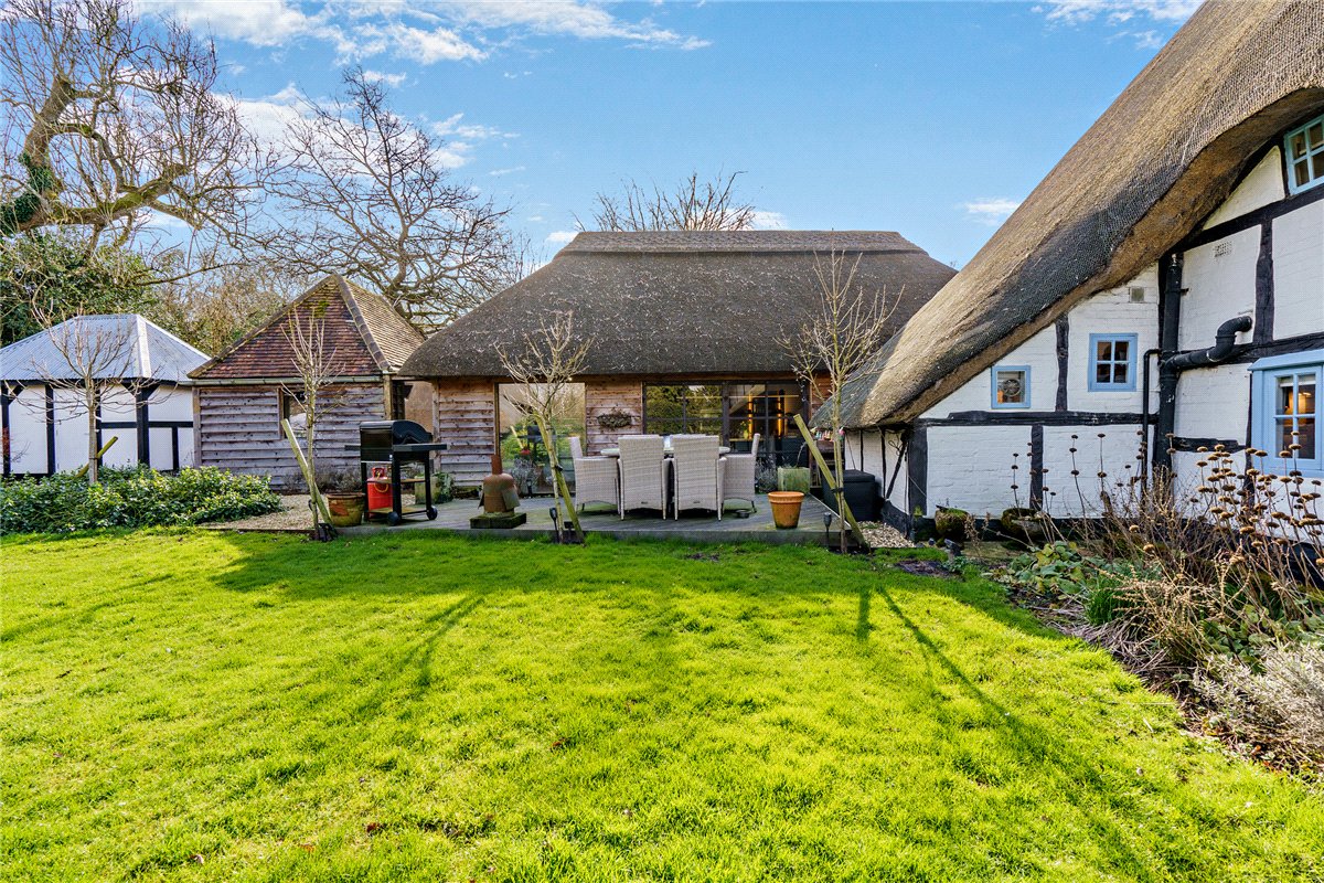 4 bedroom house, Lower Green, Inkpen RG17 - Available