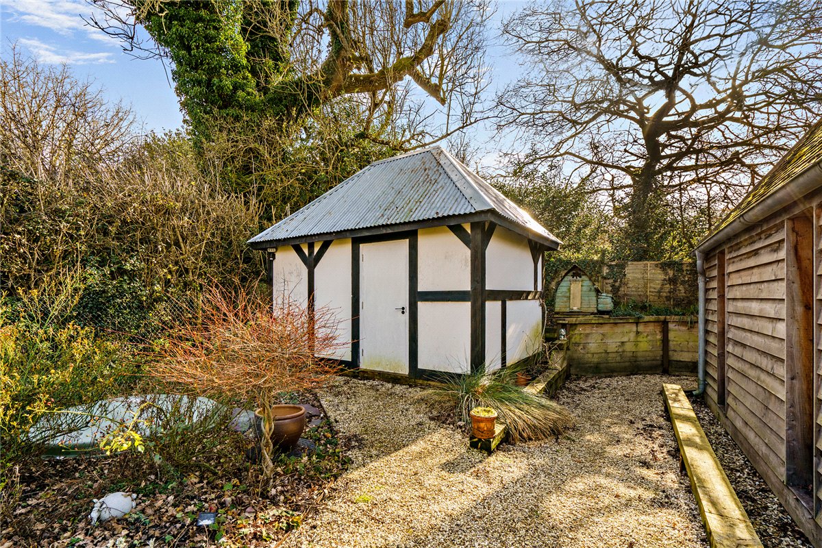 4 bedroom house, Lower Green, Inkpen RG17 - Available