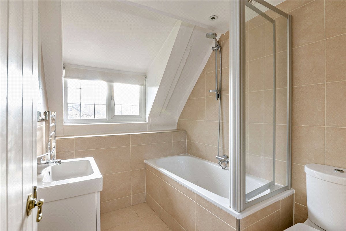 5 bedroom cottage, Upper Lambourn, Hungerford RG17 - Available