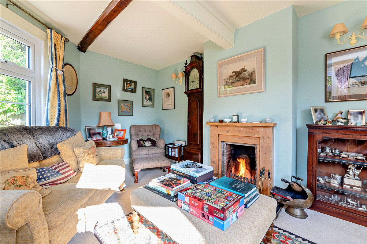 5 bedroom house, Burys Bank Road, Crookham Common RG19 - Available