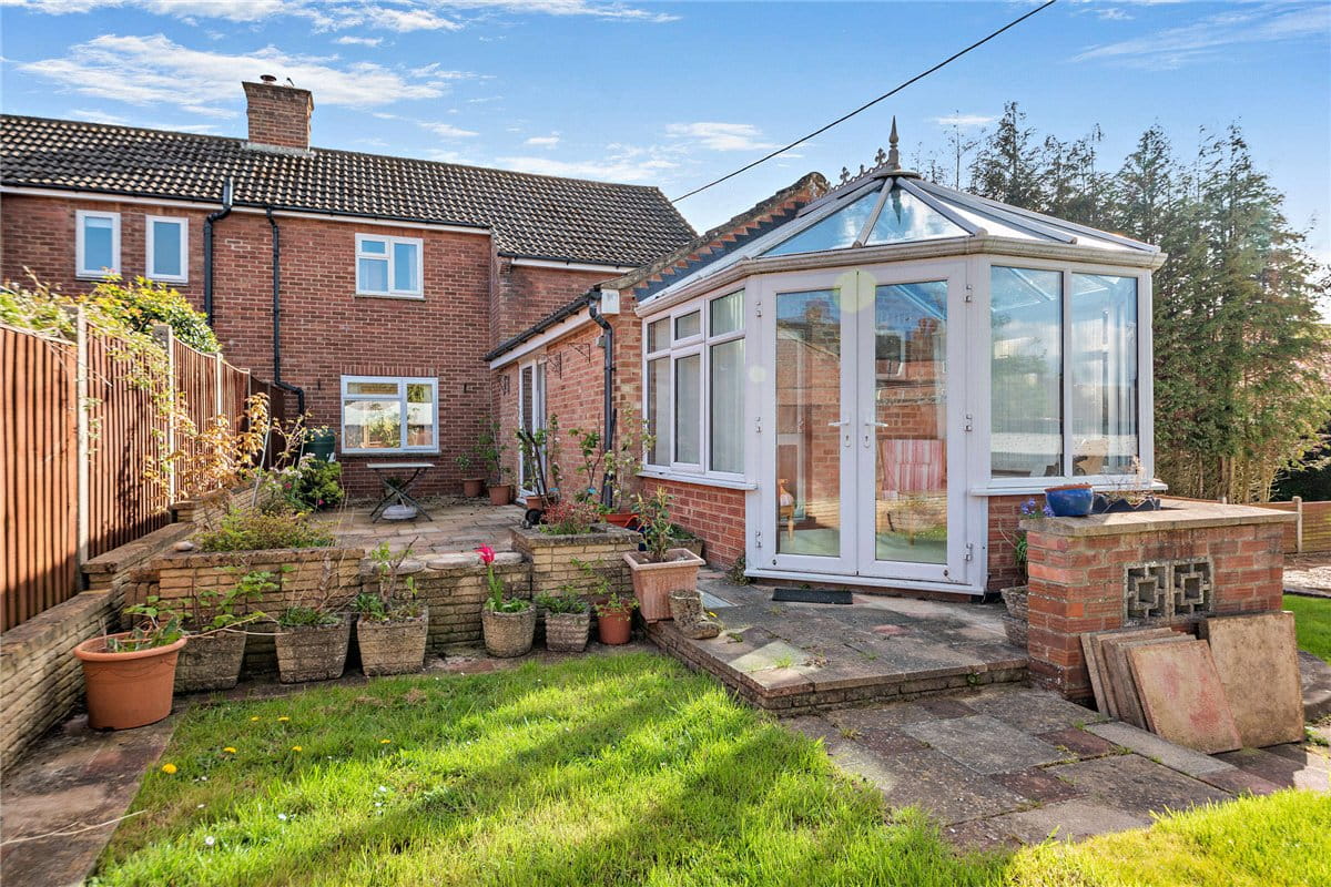 3 bedroom house, Pennys Hatch, Kingsclere RG20 - Sold STC