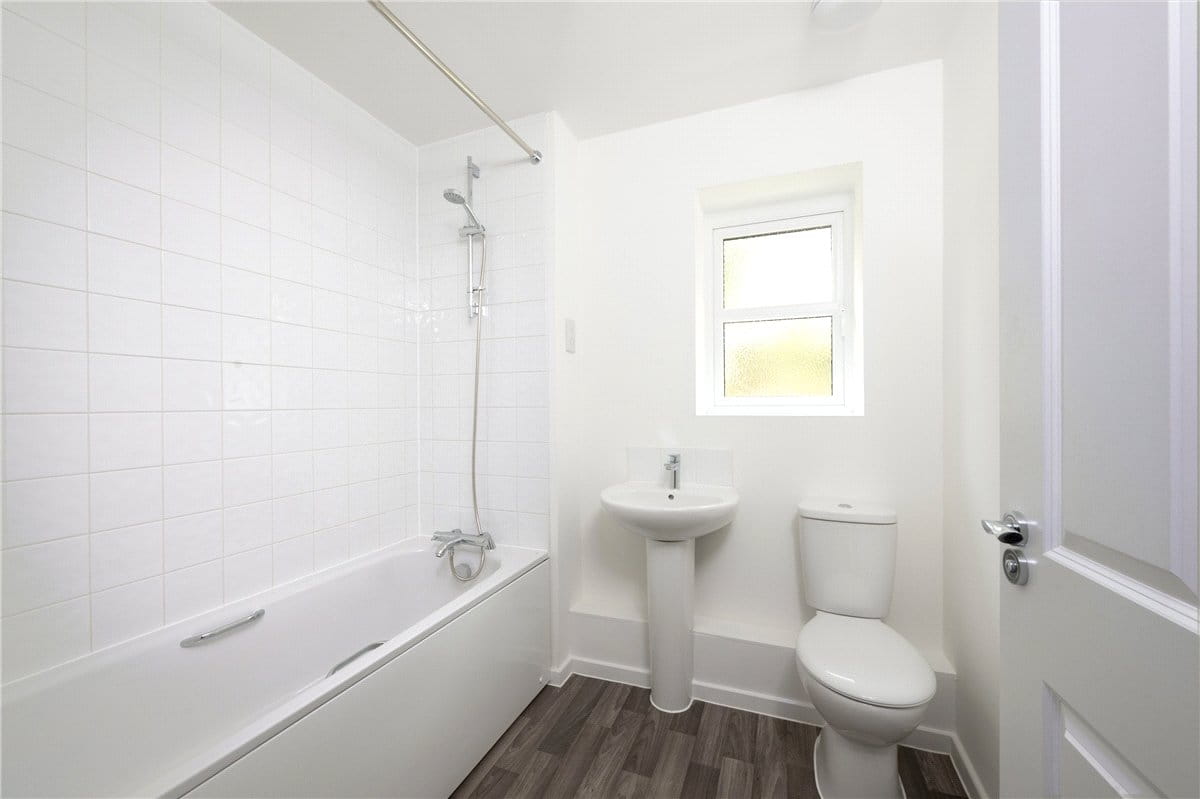 1 bedroom house, Princess Gardens, Bishops Green RG20 - Available